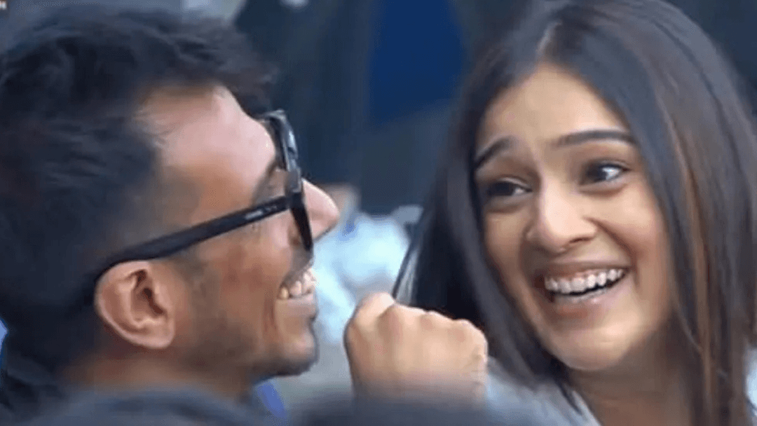 Chahal wishes after RJ Mahvash wins award 